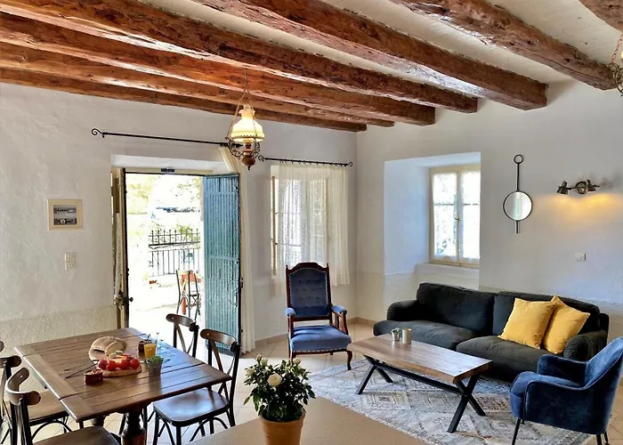 The House With The Arches *