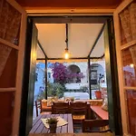 度假居 The House With The Arches Sfakerá